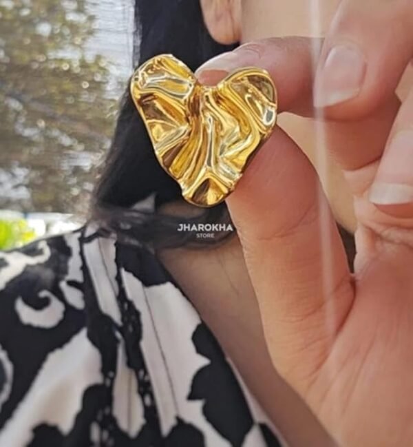 Elegant Gold-Toned Heart Shaped Statement Stud Earring - Image 3