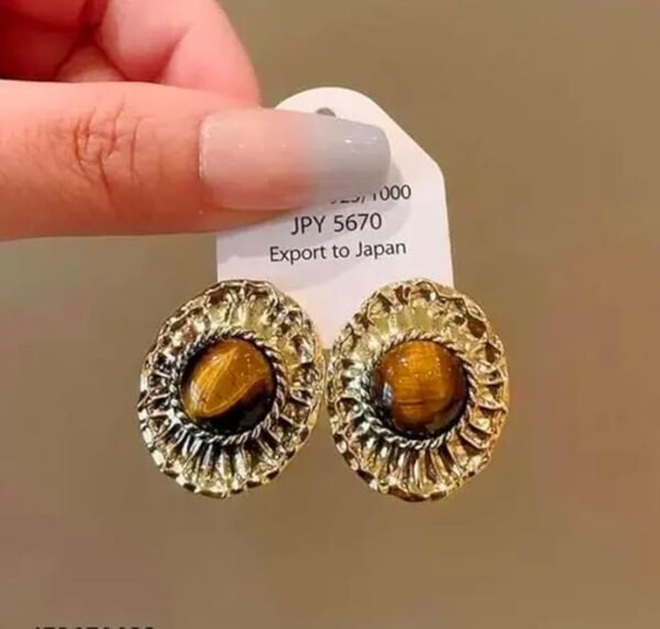 Vintage Style Round Clip-on Earrings, Tiger's Eye Stone - Image 2