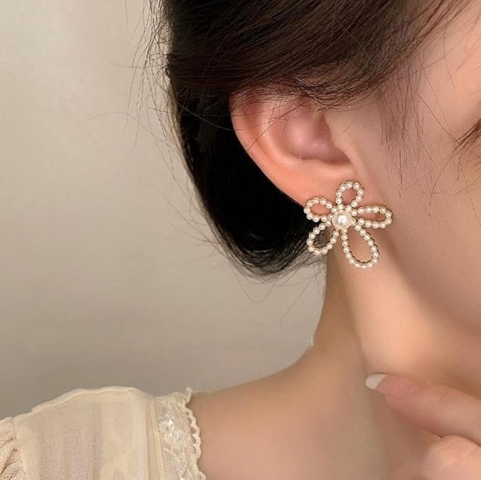 Pearl Flower Stud Earring - Image 5