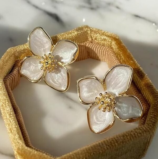 White Floral Stud Earrings, Gold-Tone Trim, Pearl-Effect Petals, 4-Petal Design - Image 2
