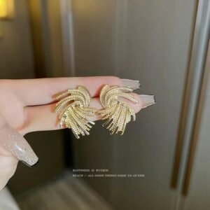 Vintage Style Wing-Shaped Stud Earrings, Gold-Tone Metal