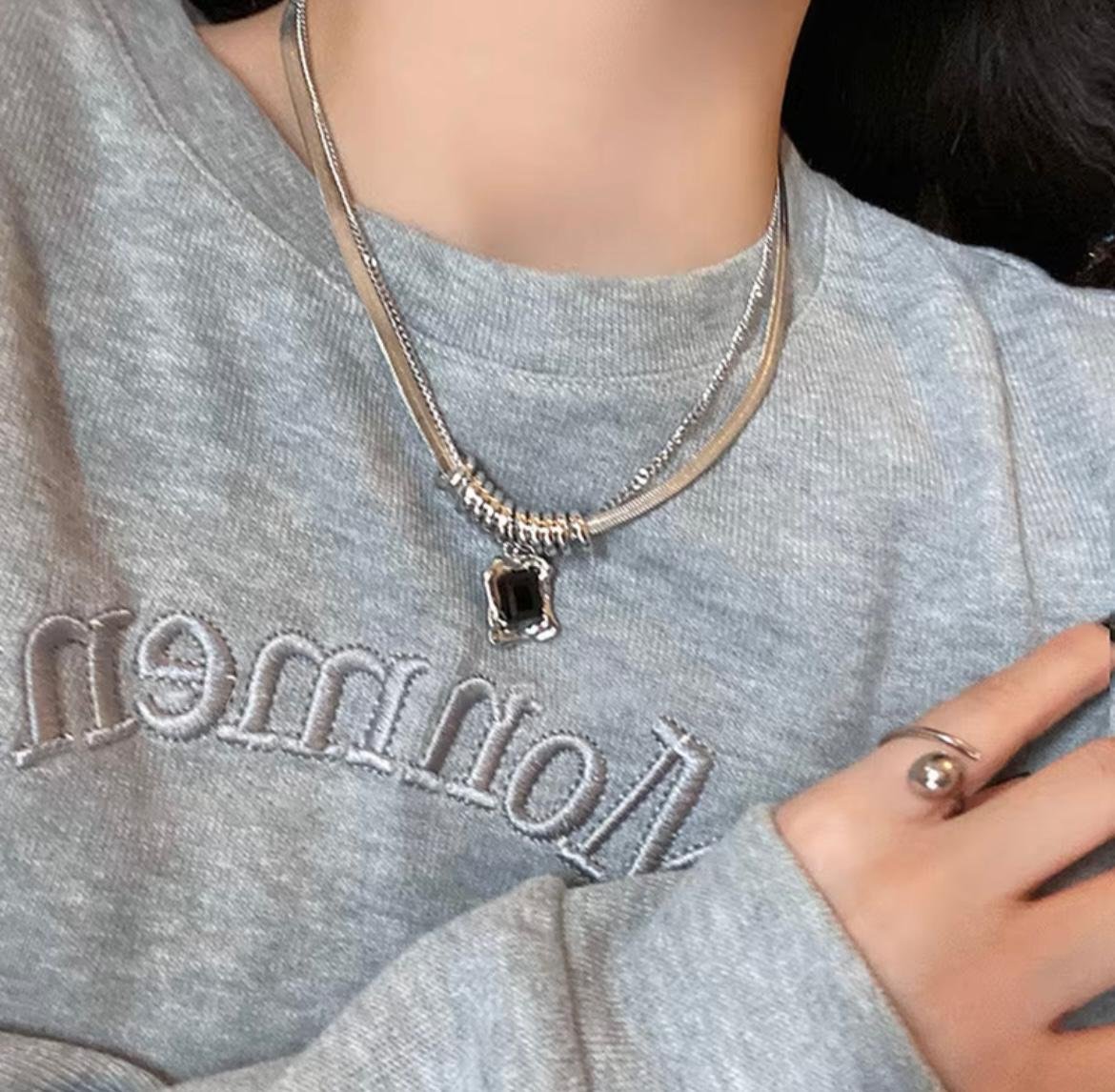 Elegant Silver Snake Chain Necklace with Black and white Stone Pendant, Twisted Rope Design - Image 5