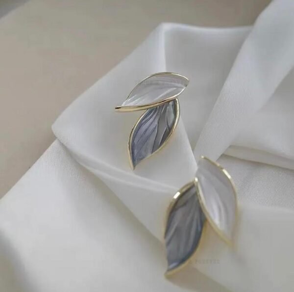 Elegant Leaf Design Stud Earrings, Silver-Tone Metal - Image 2