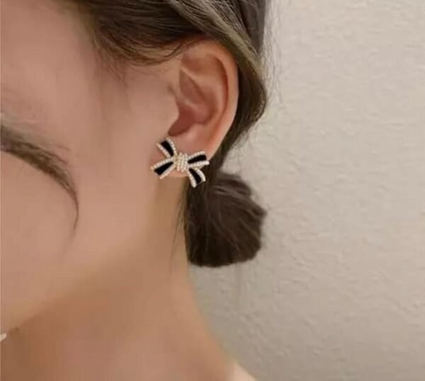 Bow Design Stud Earrings, Gold Plated Copper Alloy, Western Style, 2 cm (2 Color) - Image 10