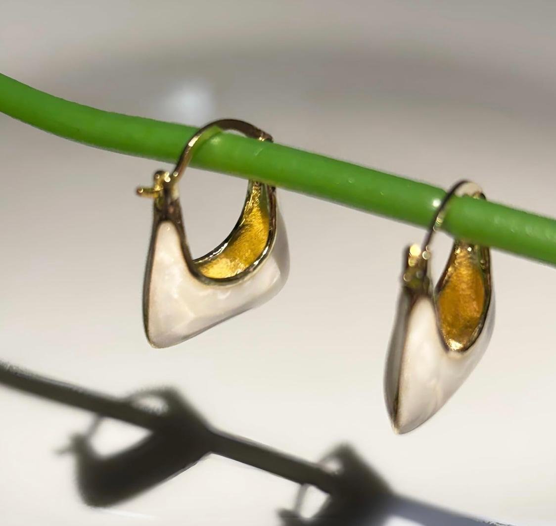 Mini Handbag Hoop Earrings, White Enamel, Gold-Toned Metal - Image 4