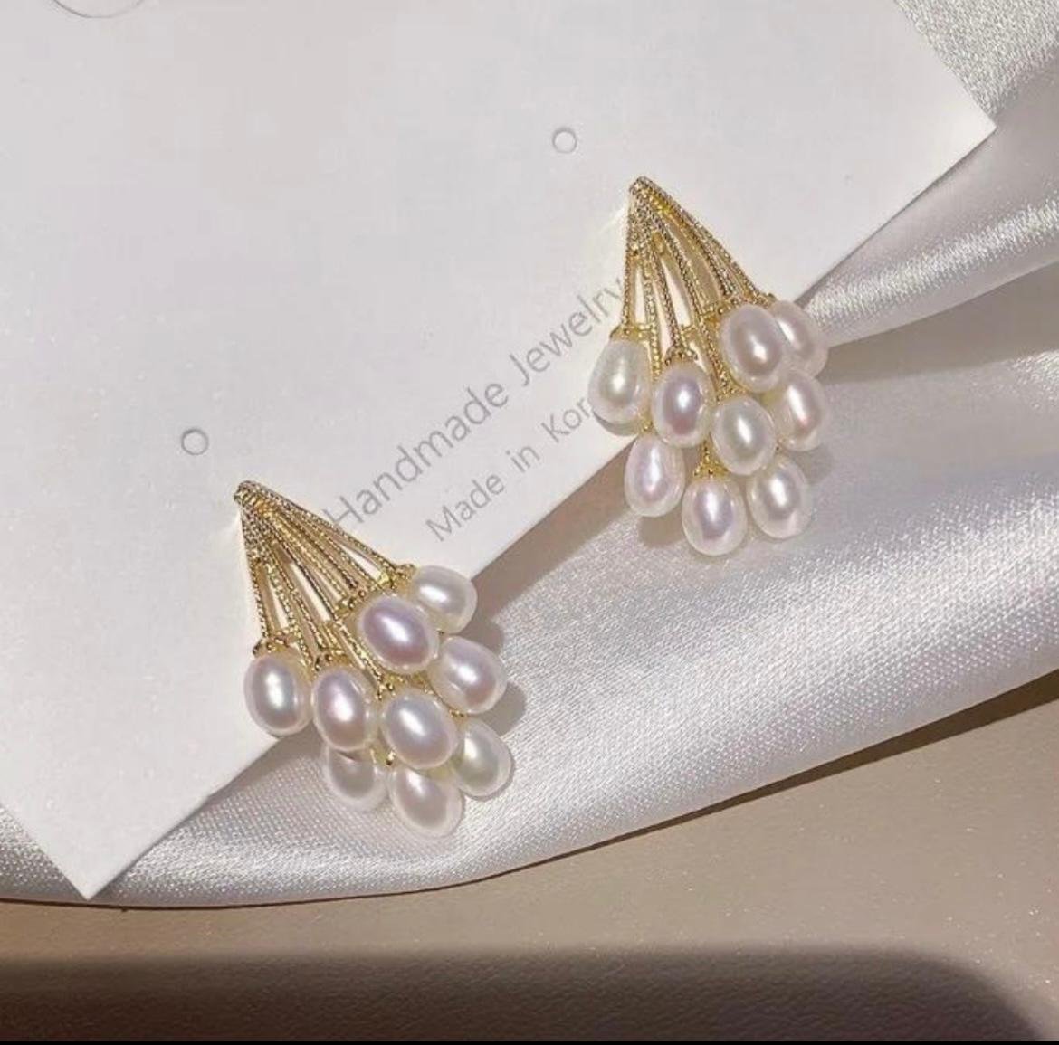 Gold-Toned Pearl Fan Stud Earrings, Western Style - Image 6