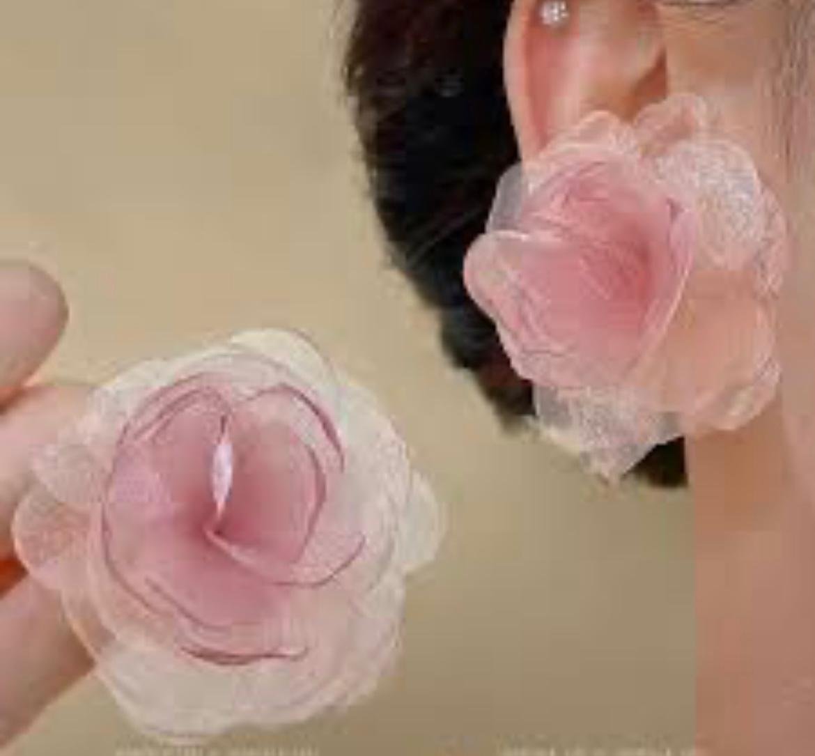 Handcrafted Pink Organza Flower Hair Accessories, Elegant Rose Design Hair Clips for Women and Girls